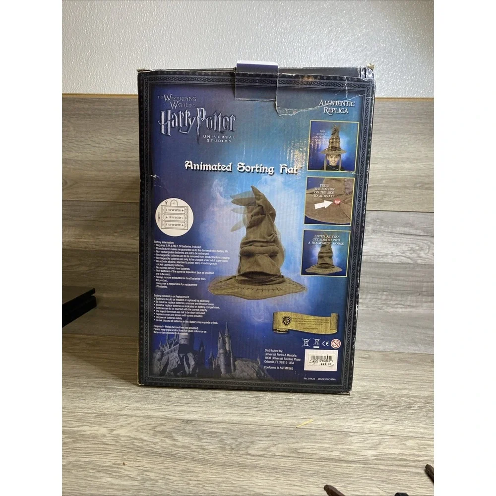 Harry Potter Animated Sorting Hat Wizarding World w Box Need Battery Replacement